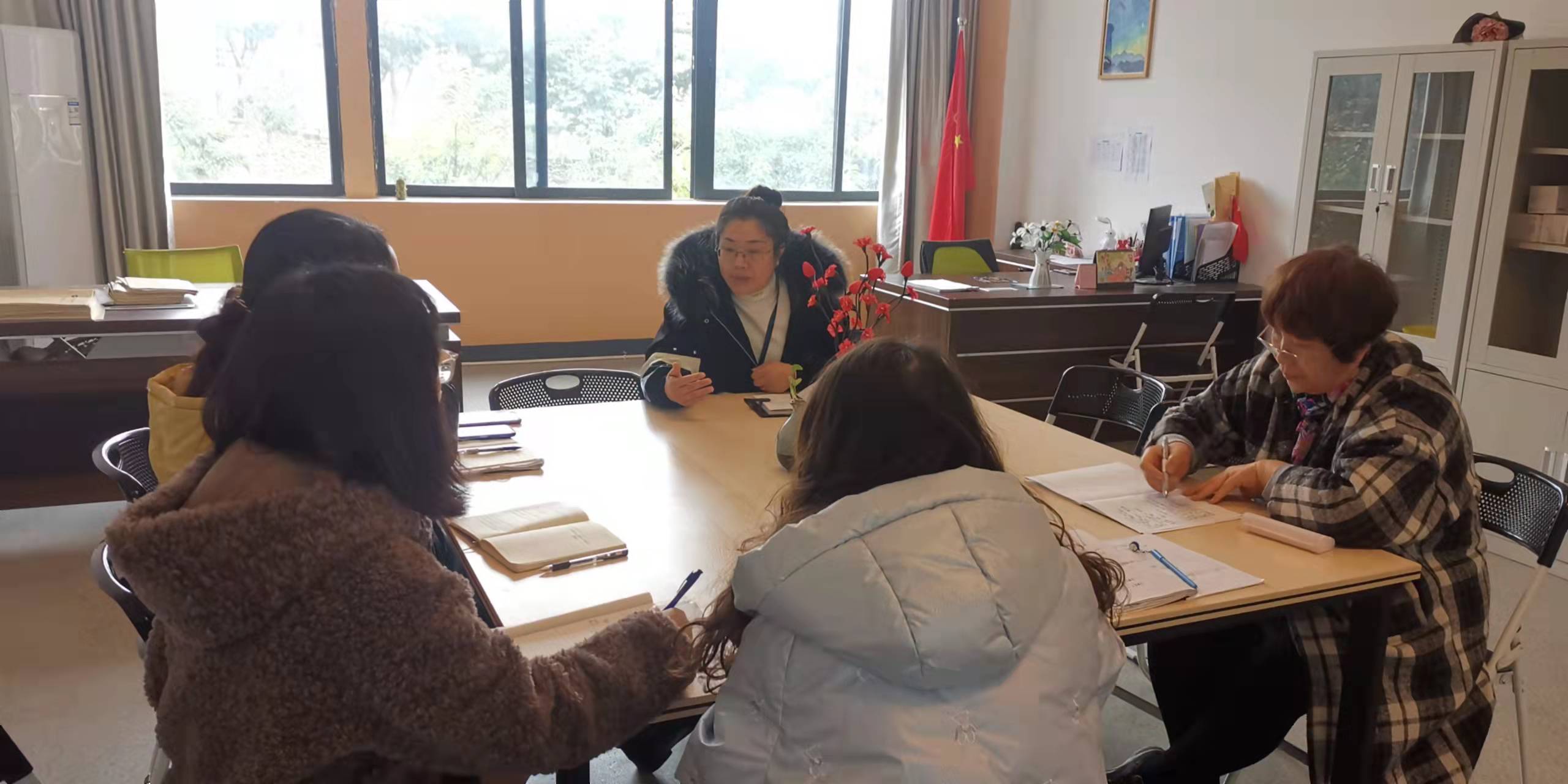 幼儿师范学院召开党政联席会(图2)