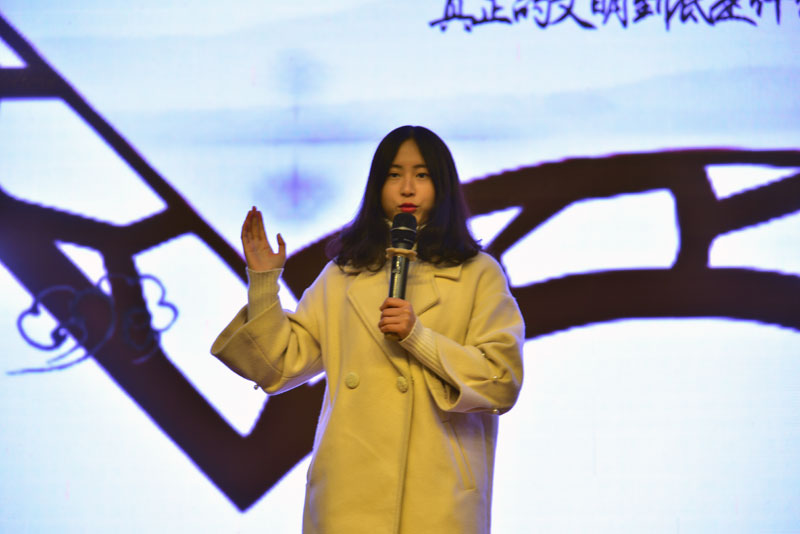 幼儿师范学院举行“爱在文明，美在礼仪”主题演讲比赛(图1)