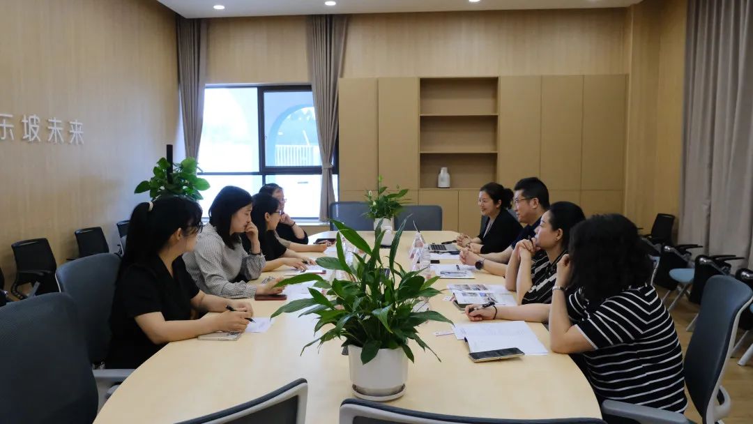 四川科技职业学院四川科技职业学院校长助理高莉、幼儿师范学院党总支书记朱勇一行赴眉山东坡妇幼托育中心参观交流(图3)