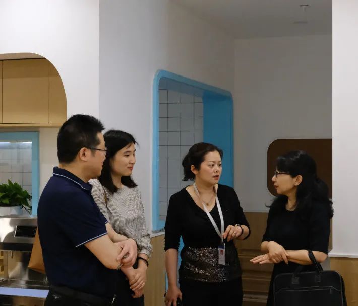 四川科技职业学院四川科技职业学院校长助理高莉、幼儿师范学院党总支书记朱勇一行赴眉山东坡妇幼托育中心参观交流(图4)