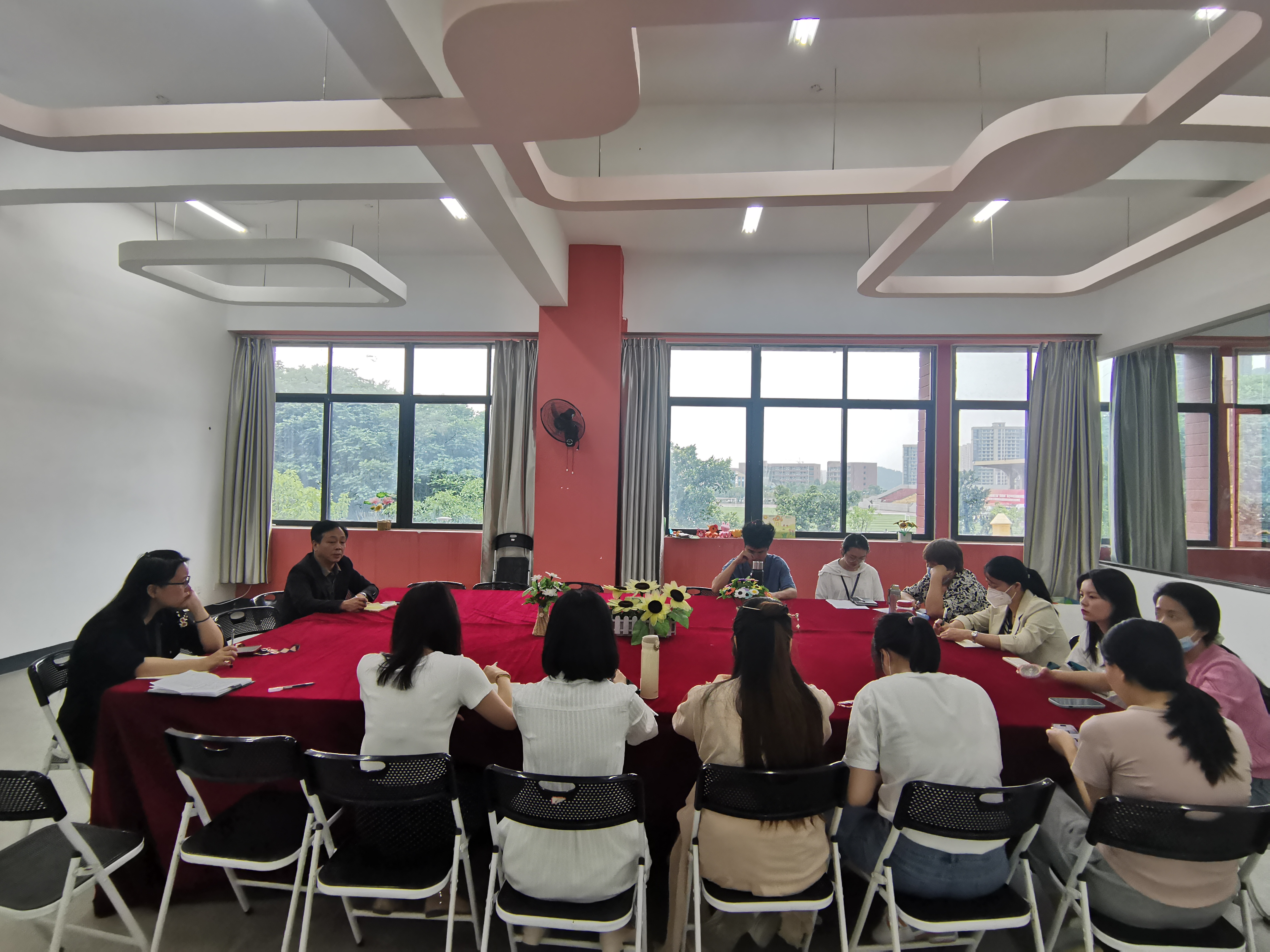 幼儿师范学院组织召开教学会议，进一步规范教学管理，助推教学质量提升(图1)