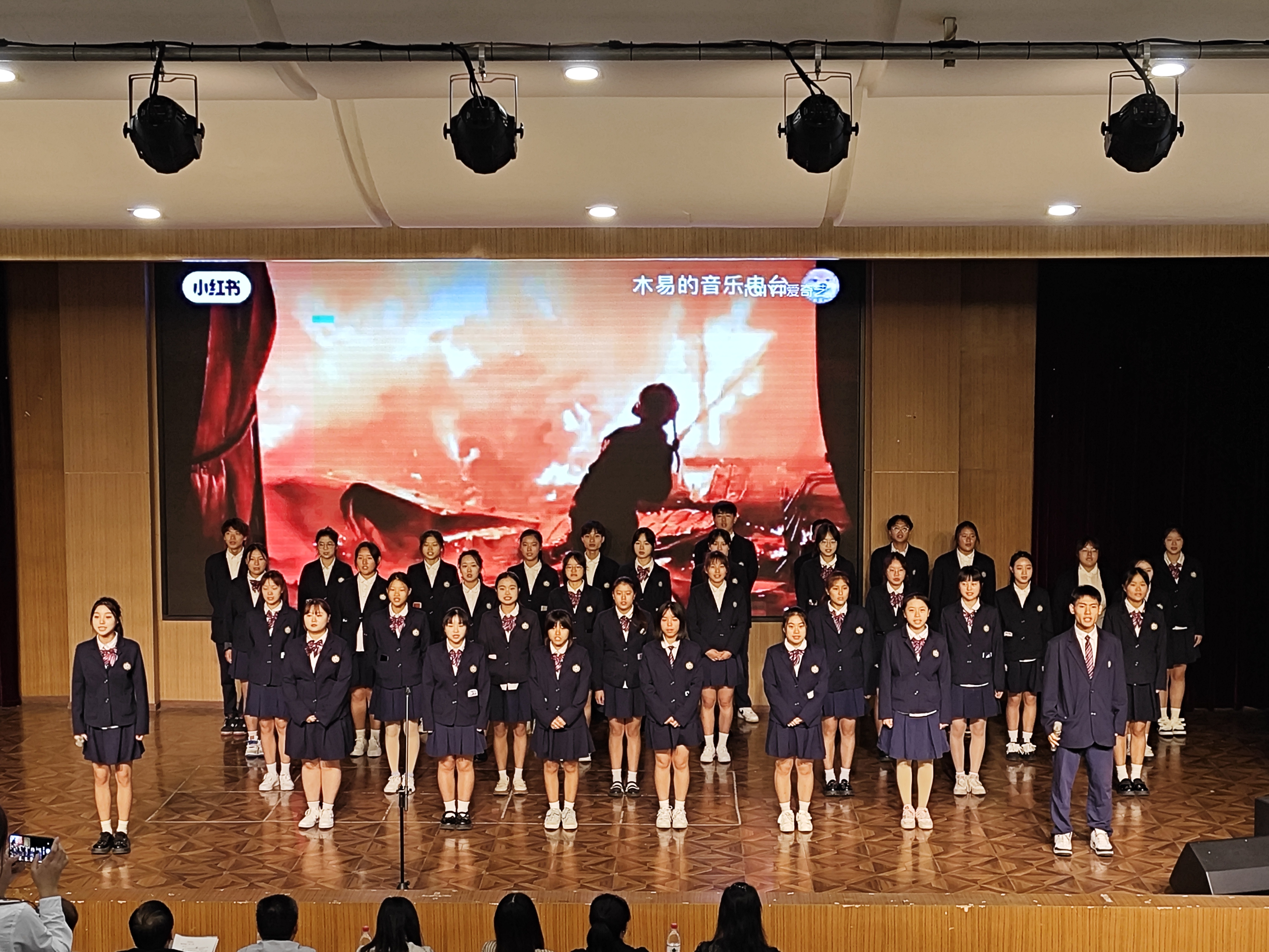 厚植爱国情怀，传承红色基因 | 幼儿师范学院组织开展2023年“献礼国庆  传颂红色经典”诗词朗诵比赛(图2)
