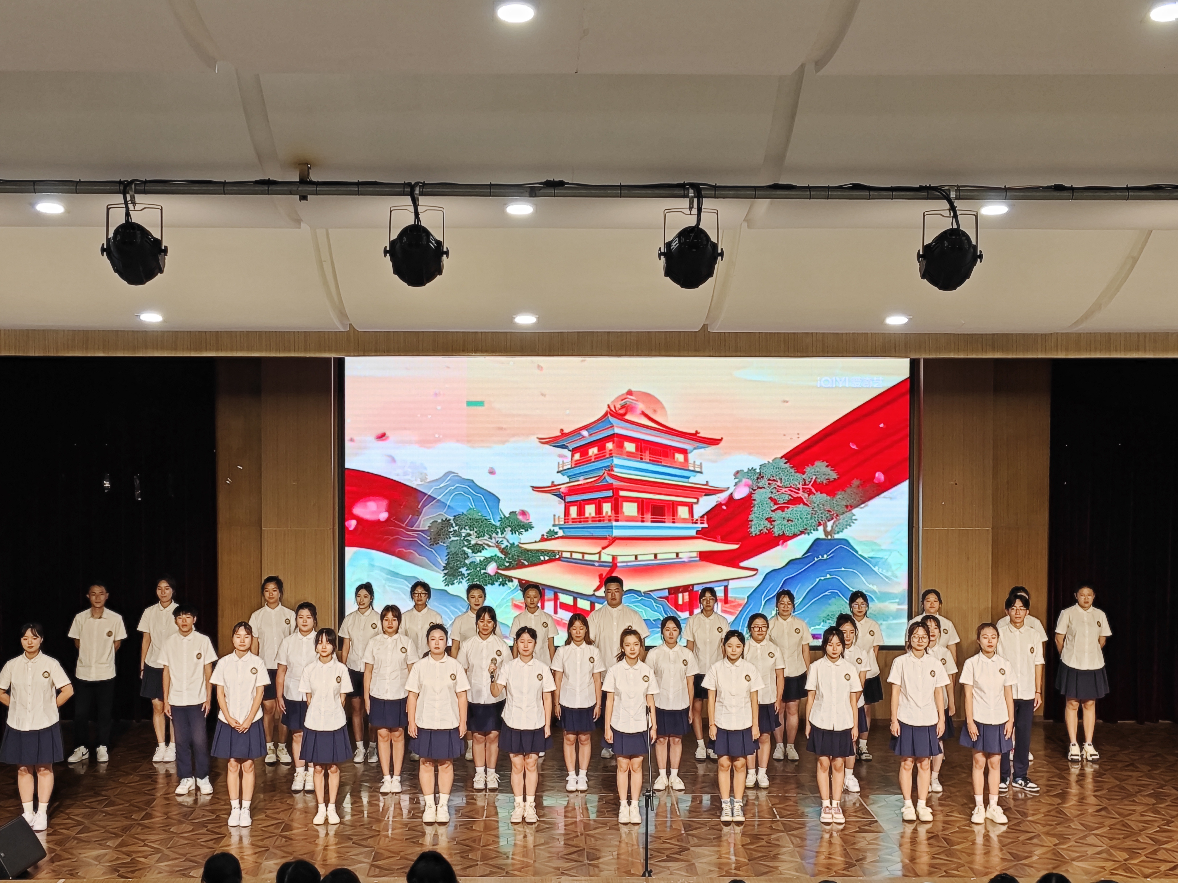 厚植爱国情怀，传承红色基因 | 幼儿师范学院组织开展2023年“献礼国庆  传颂红色经典”诗词朗诵比赛(图7)