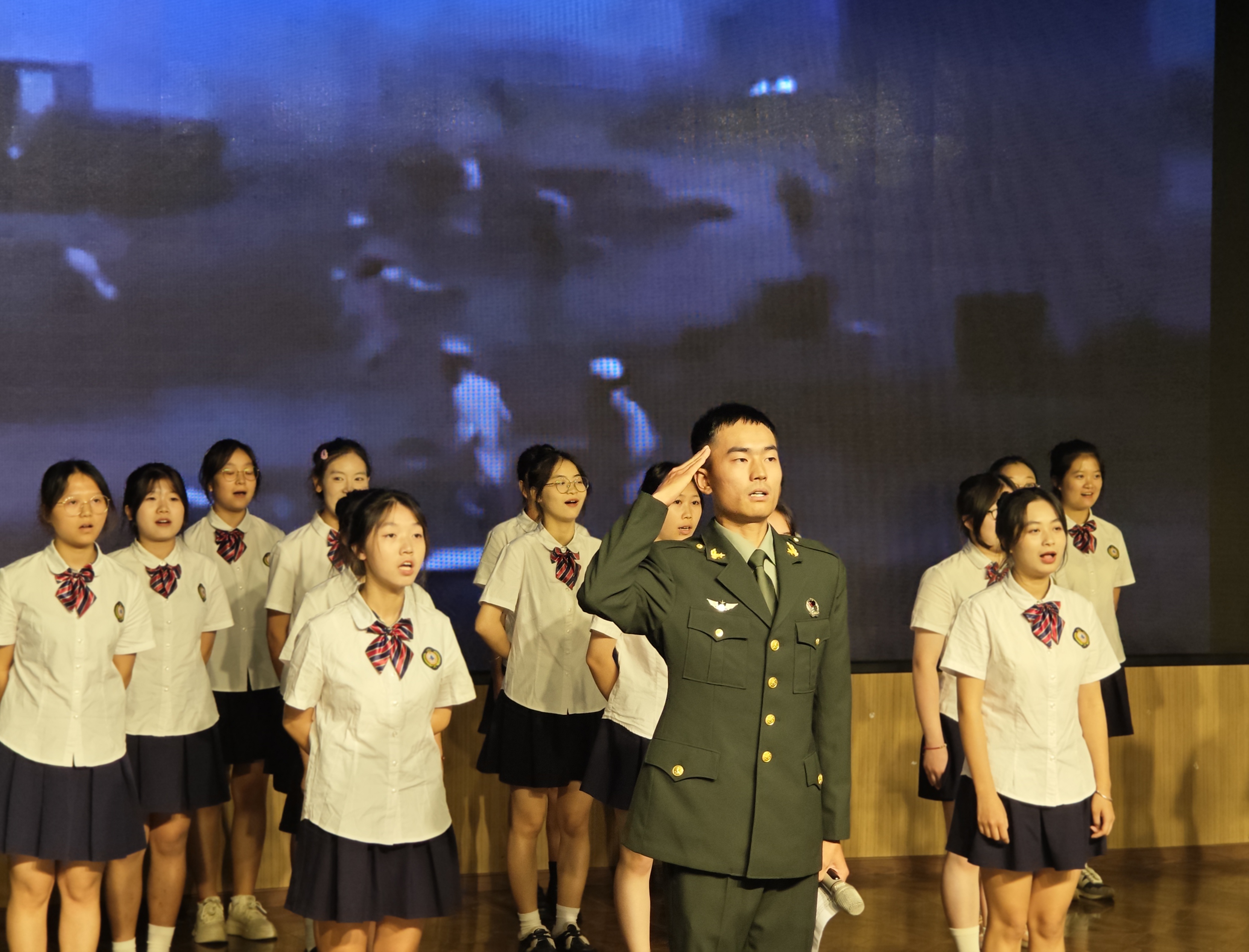 厚植爱国情怀，传承红色基因 | 幼儿师范学院组织开展2023年“献礼国庆  传颂红色经典”诗词朗诵比赛(图6)