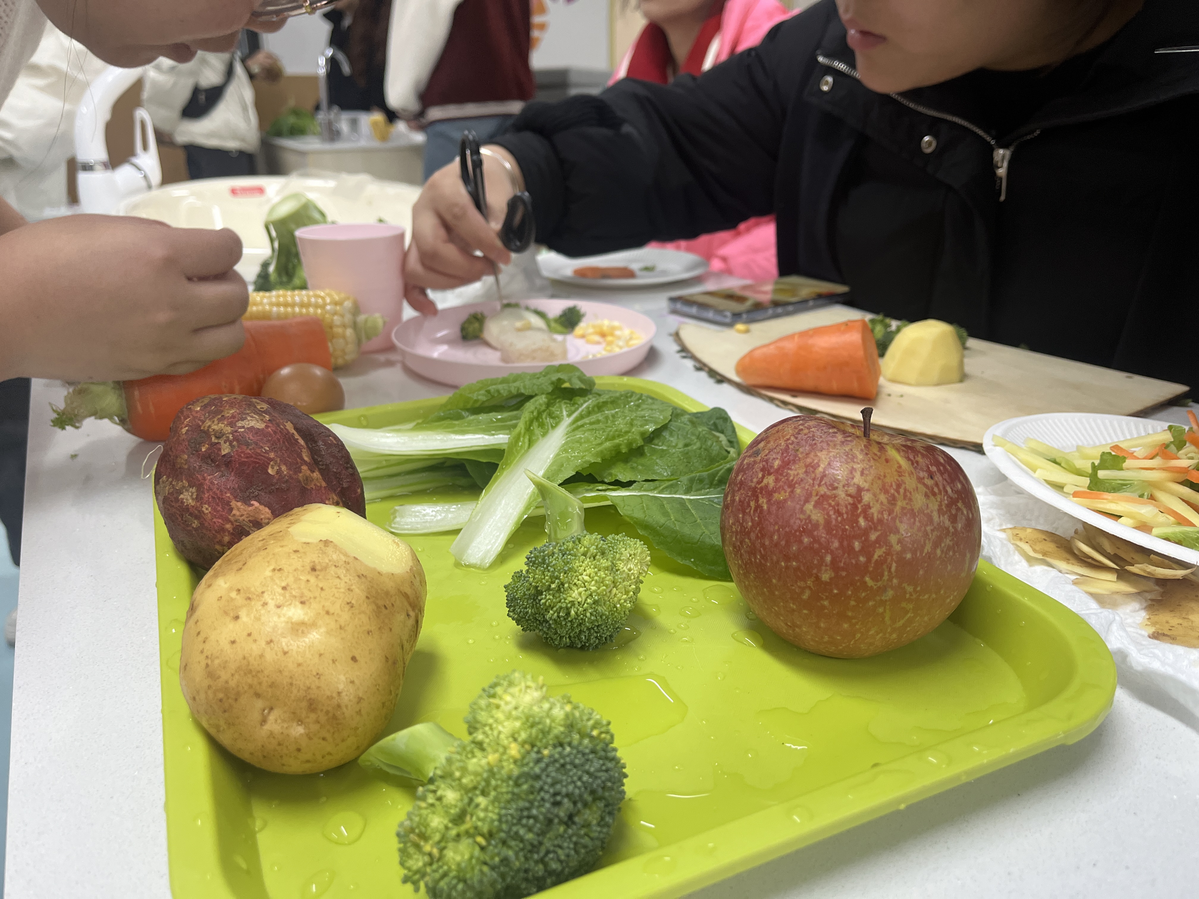 “食”不可挡，“胃”你而来 | 幼儿师范学院婴幼儿辅食制作实训课(图3)