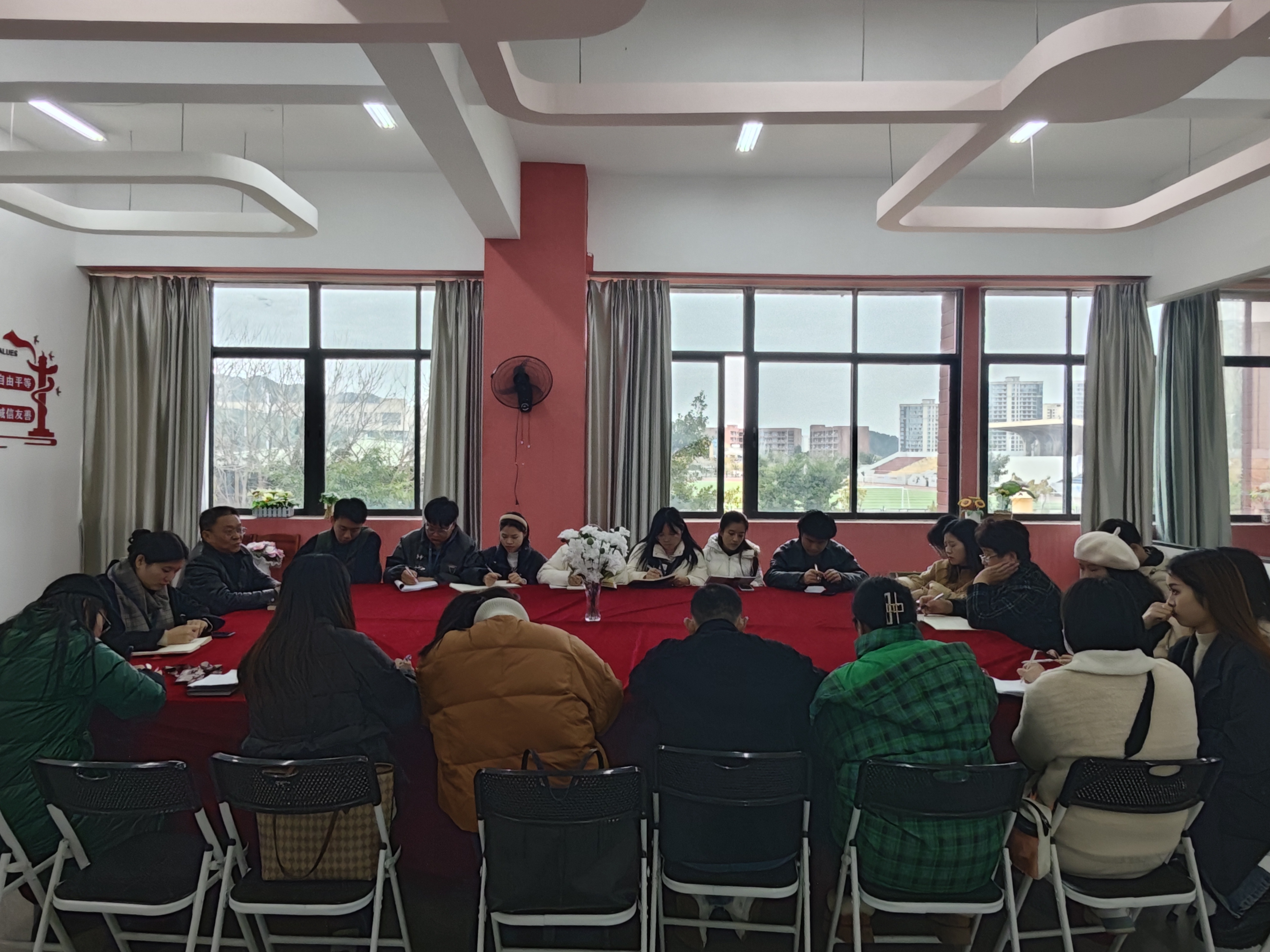 幼儿师范学院召开新学期全体教职工大会(图3)