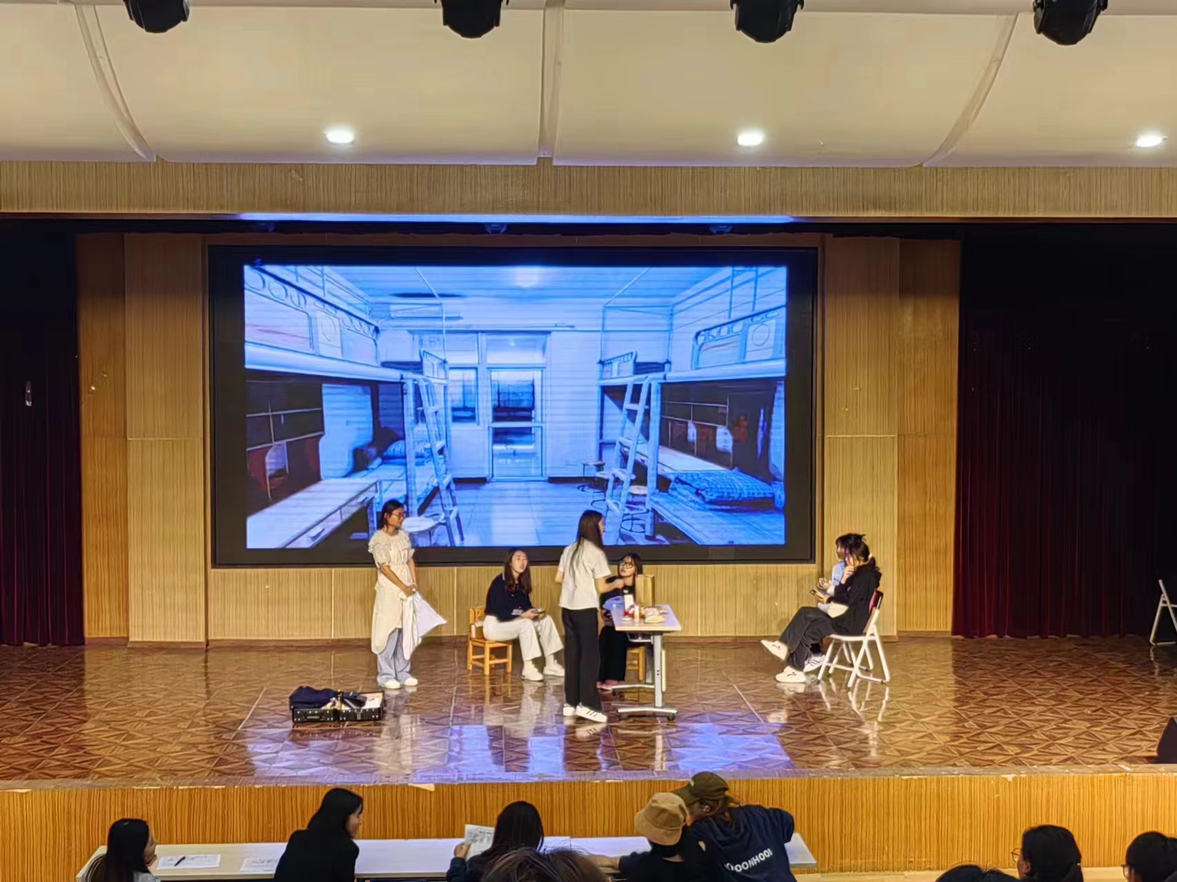 响应心理健康月系列活动号召 | 幼儿师范学院组织开展大学生心理情景剧比赛(图2)
