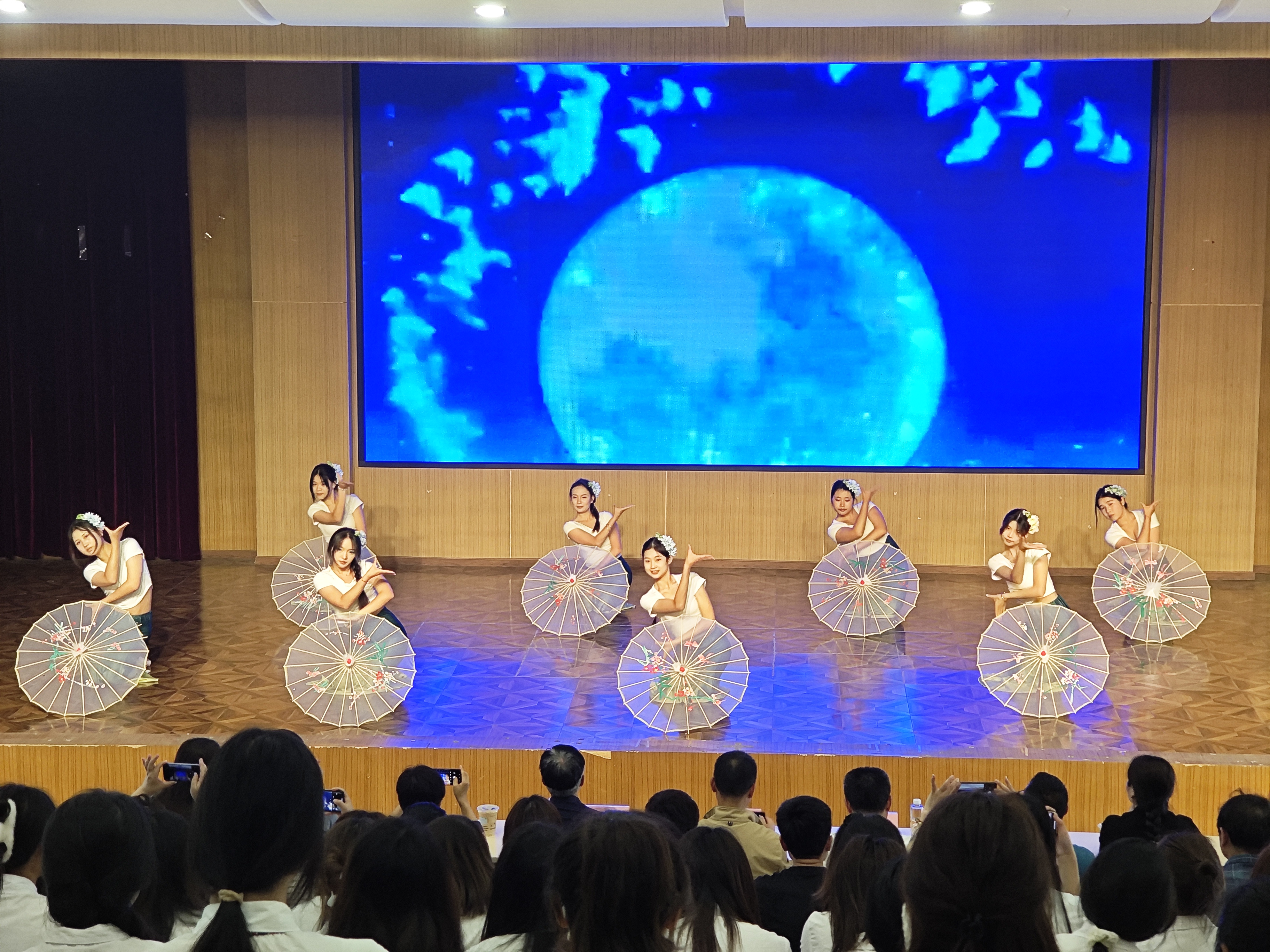 在川科“艺”起来！幼儿师范学院音乐厅举办欢迎“浙派名师团”文艺展演(图2)