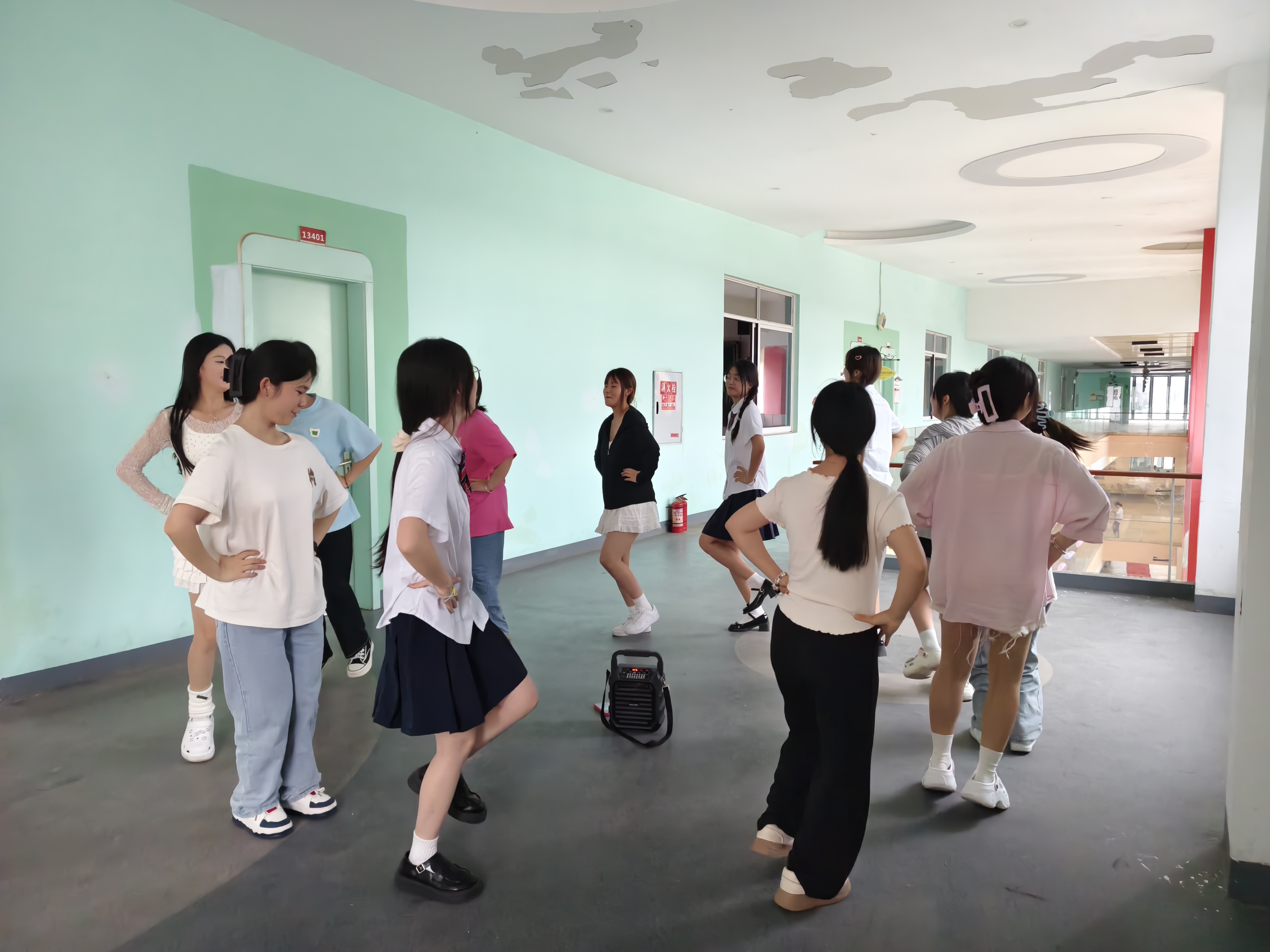 理实结合，锤炼技能—幼儿师范学院开展专周实训教学(图15)